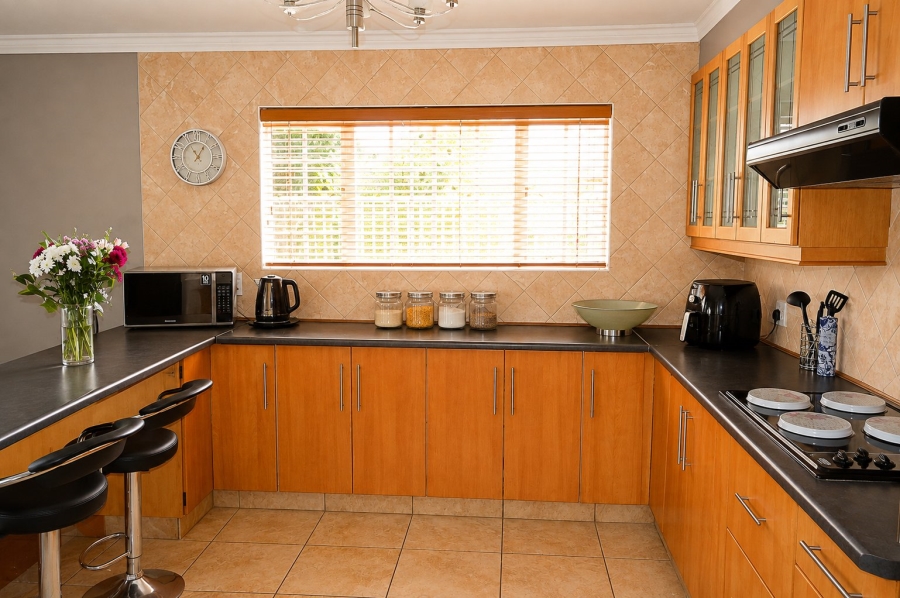 3 Bedroom Property for Sale in Flamwood North West